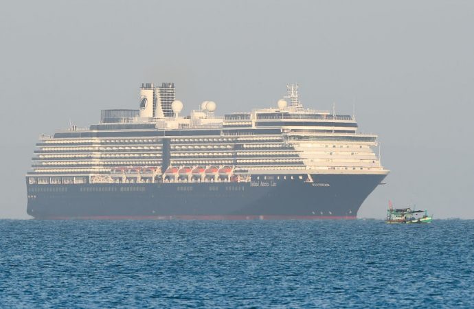 “The Westerdam” السياحية تحمل 50 حالة إصابة بكورونا بين ركابها.. و5 دول ترفض استقبالها